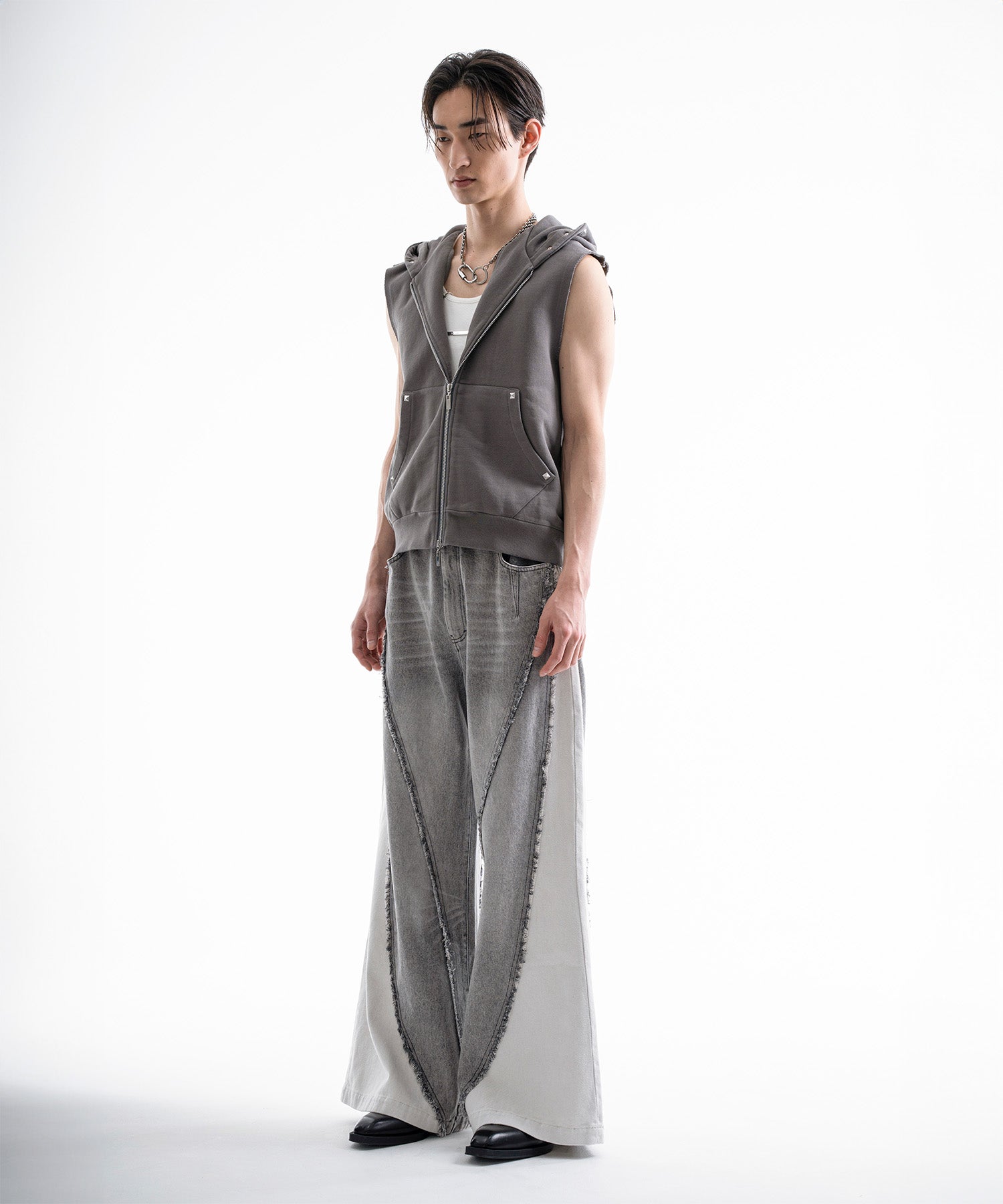 Studded Sleeveless Hoodie 3