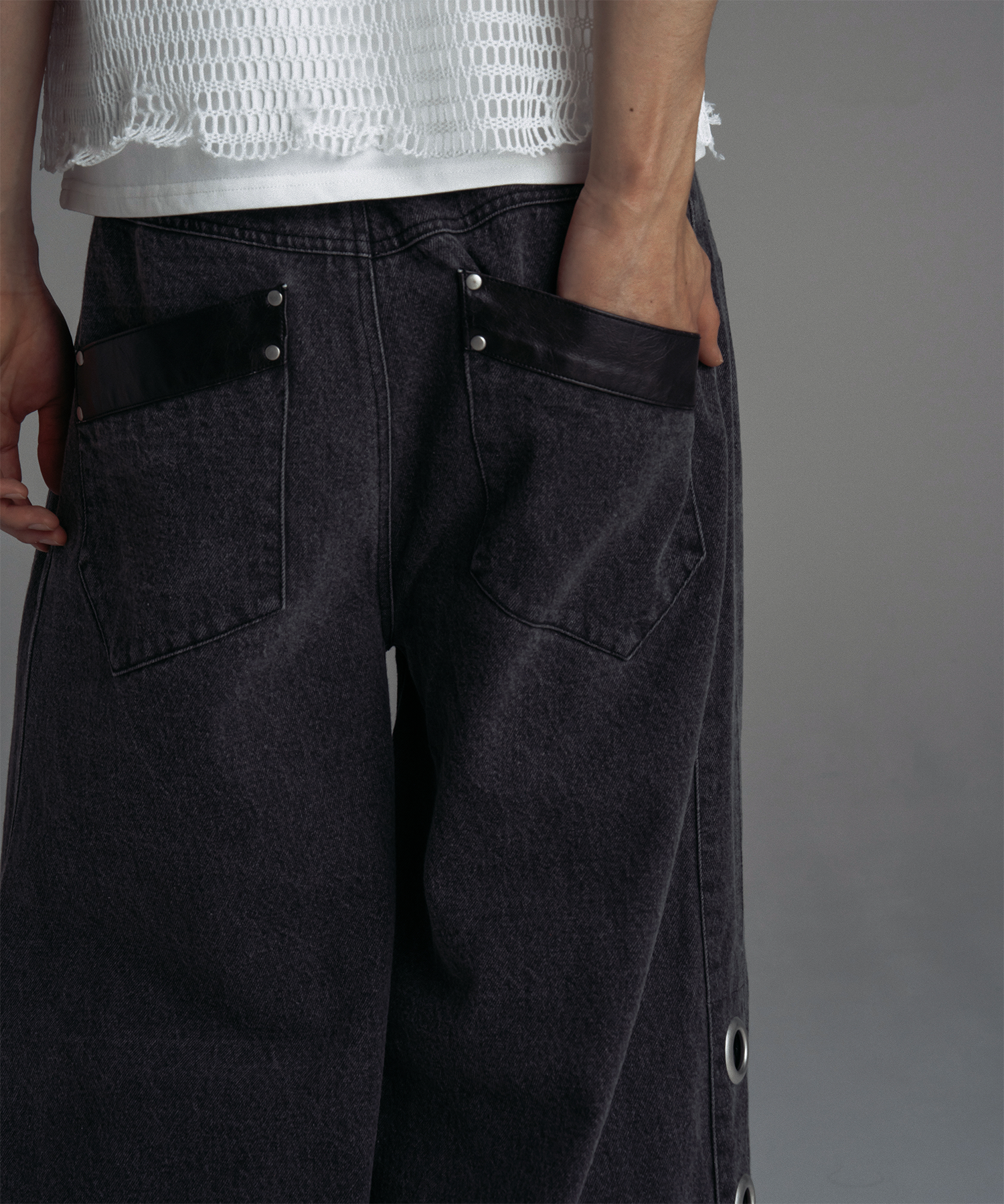 Eyelet Baggy Denim Pants 3