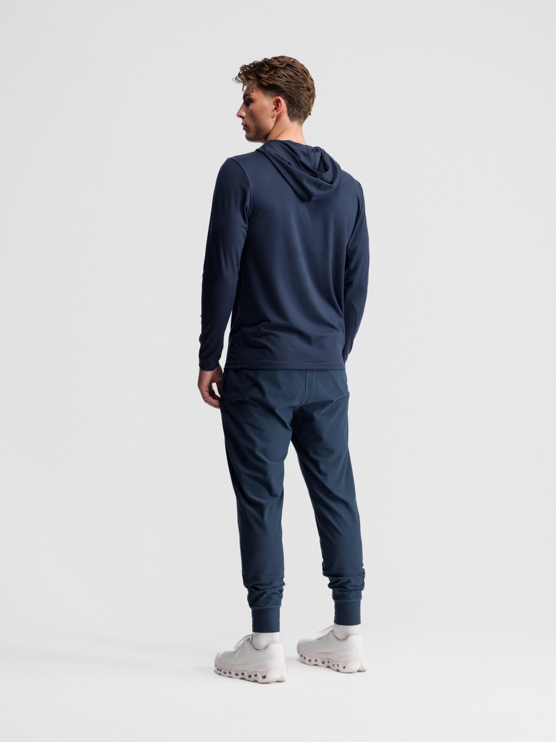 Lightweight Motion Hoodie 3